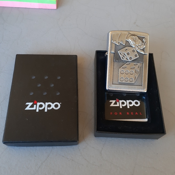 Zippo 2006 Retired Street Chrome Series - Picture 2 of 4